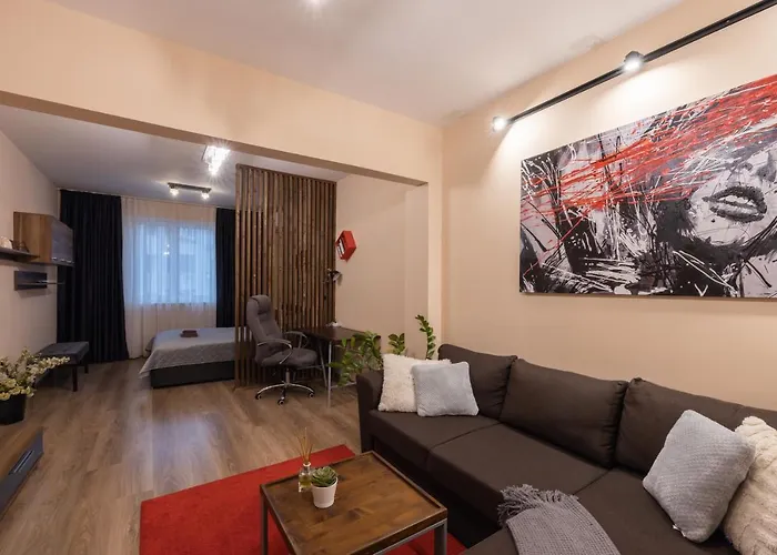 The Red Point Daire *